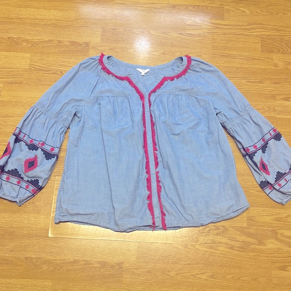 Crown & Ivy Snap Button Blouse with Embroidery Detail